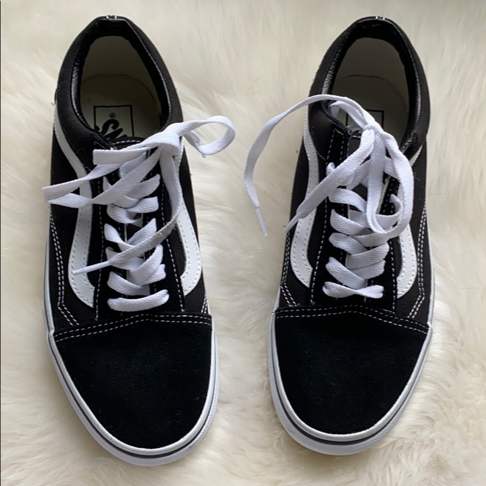 Vans black old Skool sneakers 7.5 women’s